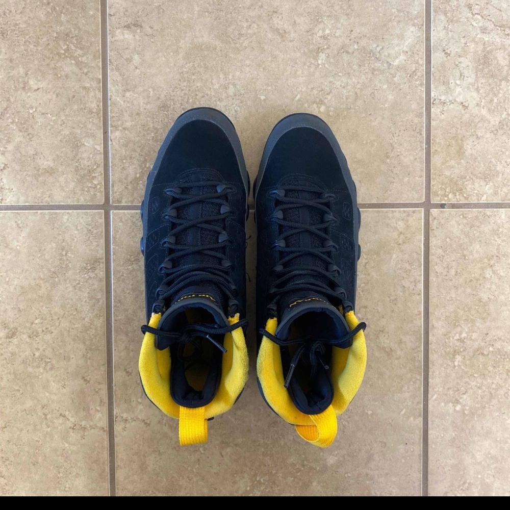 Jordan 9 "University Gold"